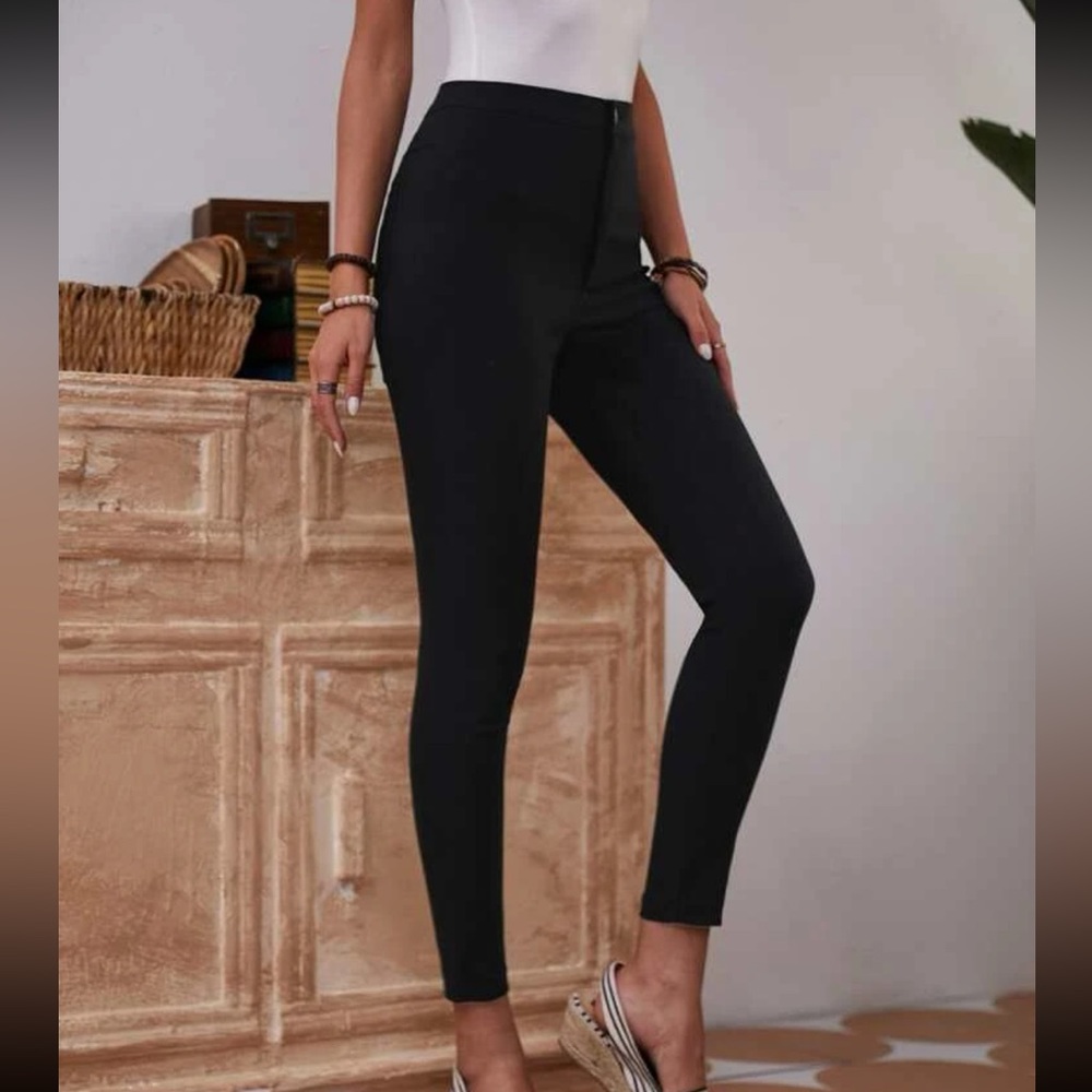Emery Rose black skinny pants size small